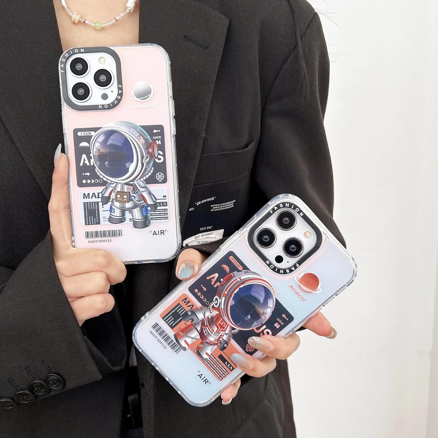 Linda funda para iPhone 15 Pro Max, diseño de astronauta espacial y luna de dibujos animados con purpurina láser elegante a prueba de golpes