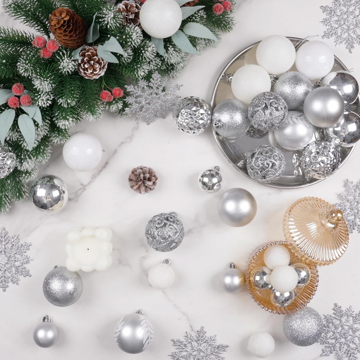 SY CRAFT Juego de 86 adornos de copos de nieve de bola de Navidad inastillables colgantes, con paquete de regalo de mano para decoración de árbol de