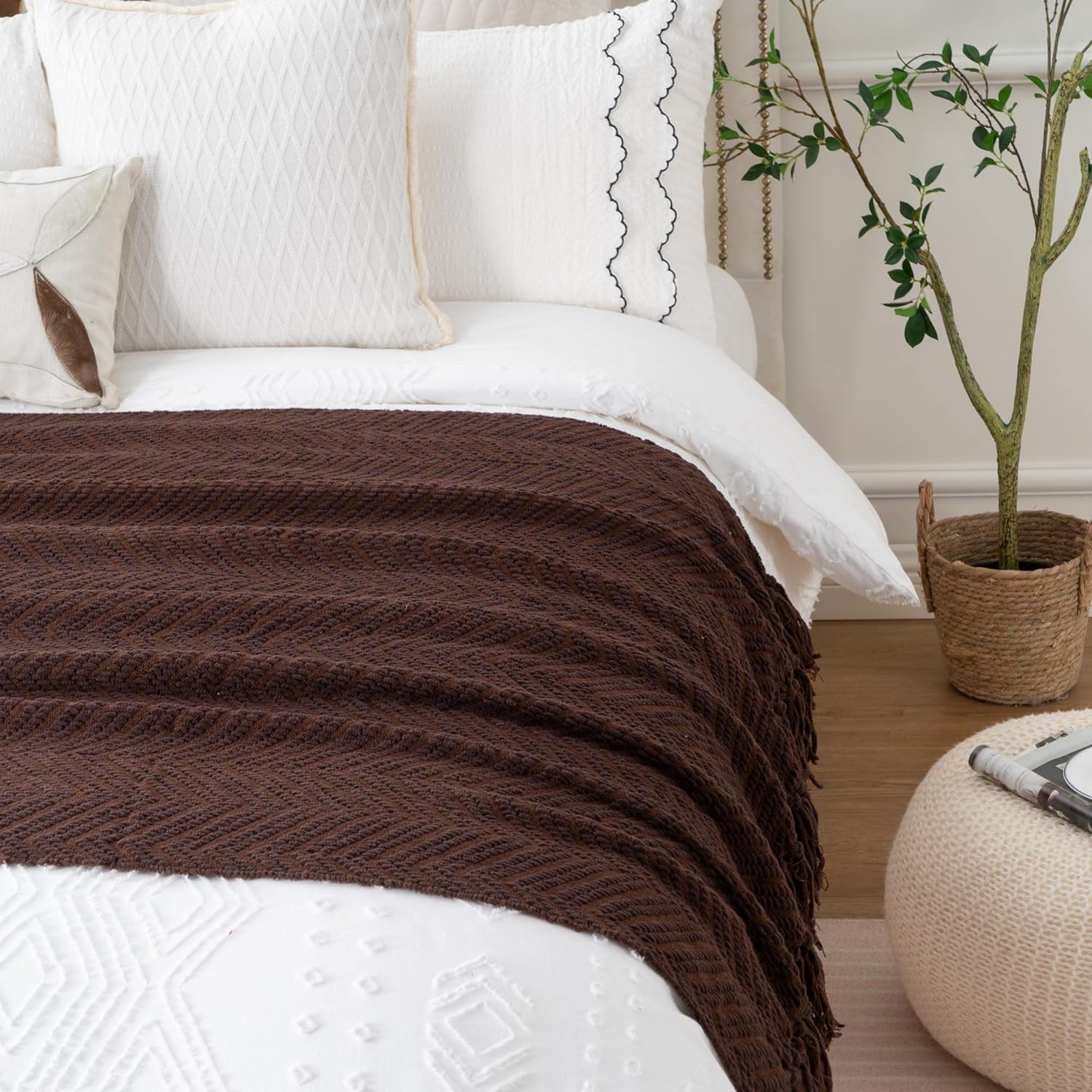 BATTILO HOME Manta marrón oscuro para sofá, súper suave y acogedora manta de chocolate cálido para cama individual, sala de estar, silla, cama,