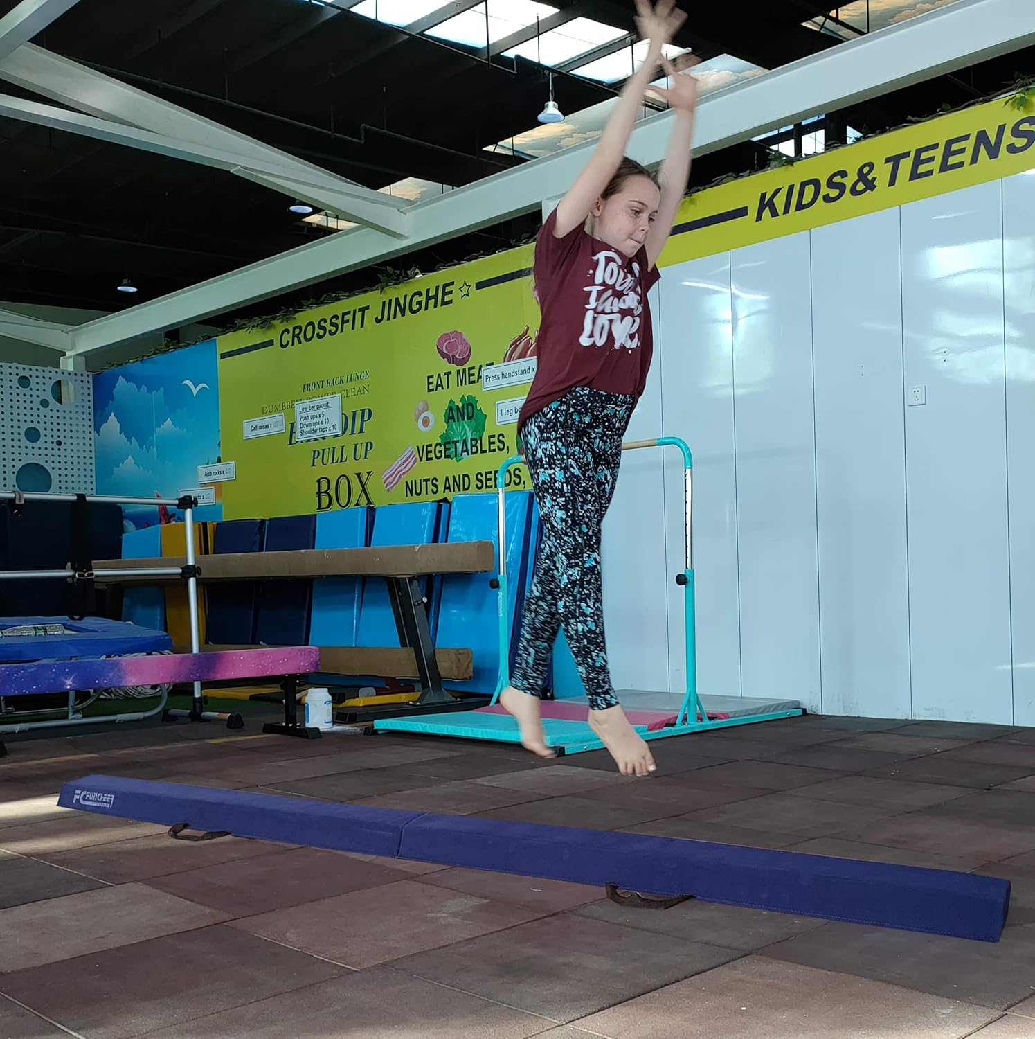 FC FUNCHEER Viga de equilibrio plegable, haz de gimnasia, haz de suelo de 6 pies9 pies, base antideslizante, cubierta de gamuza sintética, equipo de