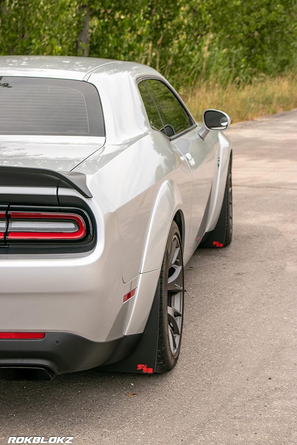 RokBlokz Aletas de barro para Dodge Challenger 2018-2021 – Juego de 4 aletas de barro para la parte delantera y trasera, varios colores disponibles