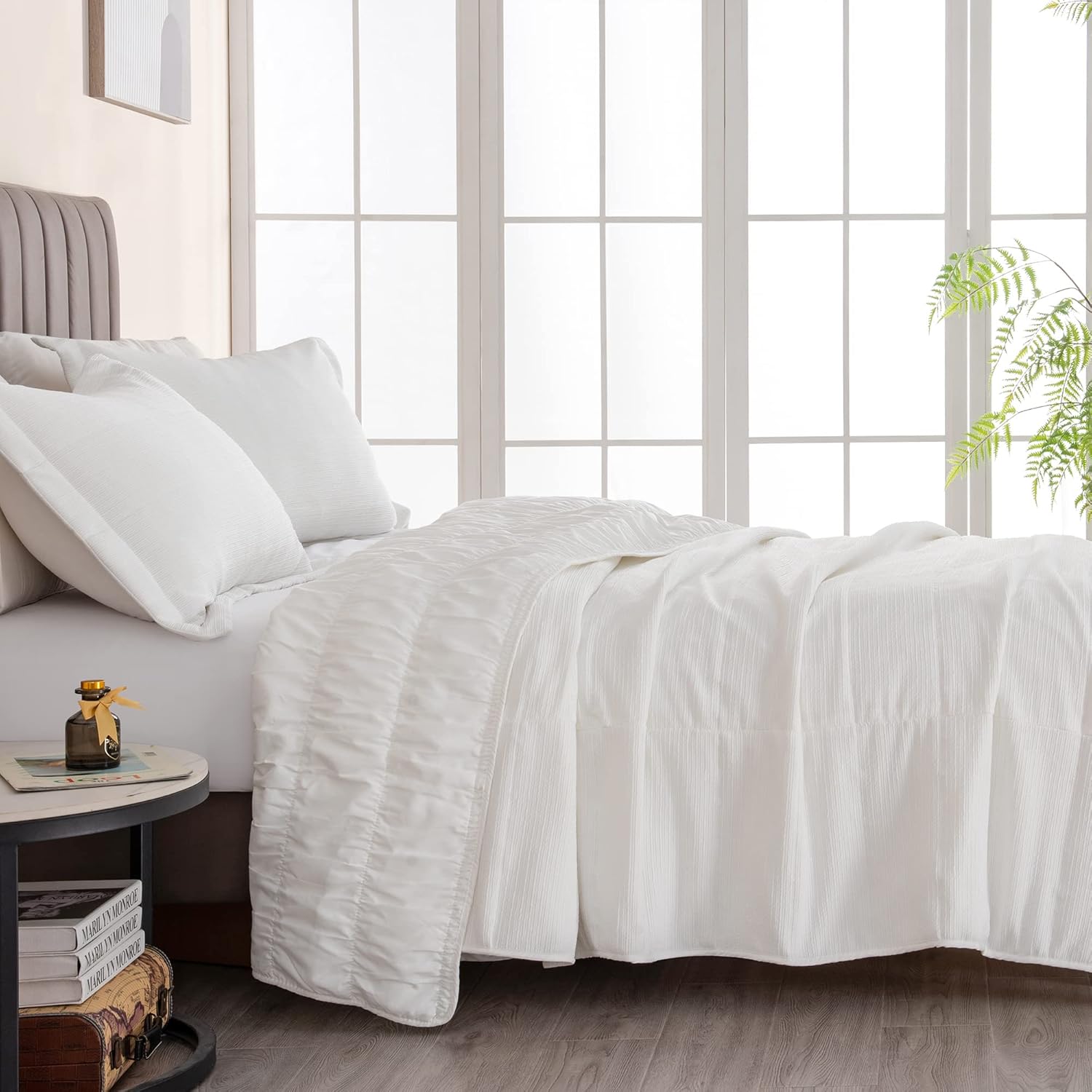 Great Bay Home – Edredón tamaño individual, blanco, de elastano, de 2 piezas con 1 funda, colchas modernas, acogedoras y para todas las estaciones,