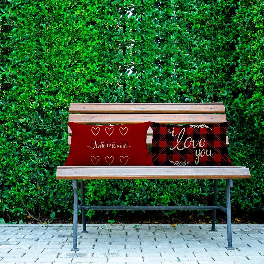Juego de 4 fundas de almohada para el Día de San Valentín de 12 x 20 pulgadas, fundas de almohada con diseño de corazón rojo y amor para el hogar,