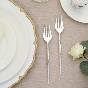 Efavormart – Juego de 24 tenedores de plástico resistentes plateados de 8 pulgadas, cubiertos desechables de plástico prémium Efavormart – Juego de 24 tenedores de plástico resistentes plateados de 8 pulgadas, cubiertos desechables de plástico prémium