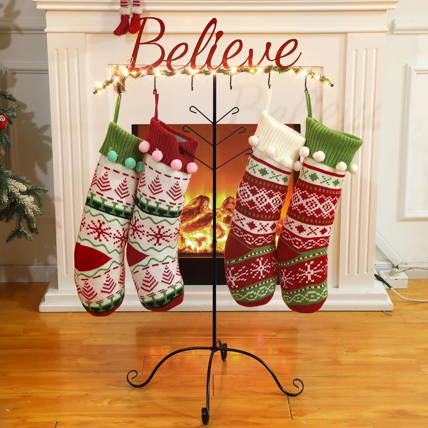 Soporte de metal para calcetines de Navidad, soporte independiente para calcetines de Navidad con 6 ganchos antideslizantes para decoración de