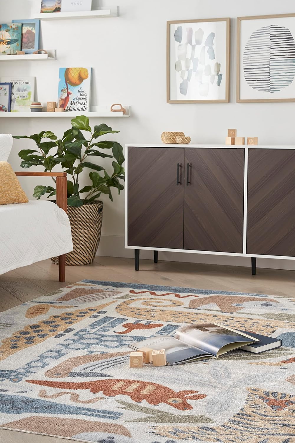 Nourison Astra – Alfombra lavable a máquina con diseño de animales marfil de 6 pies 7 pulgadas x 9 pies, fácil de limpiar, no se desprende,