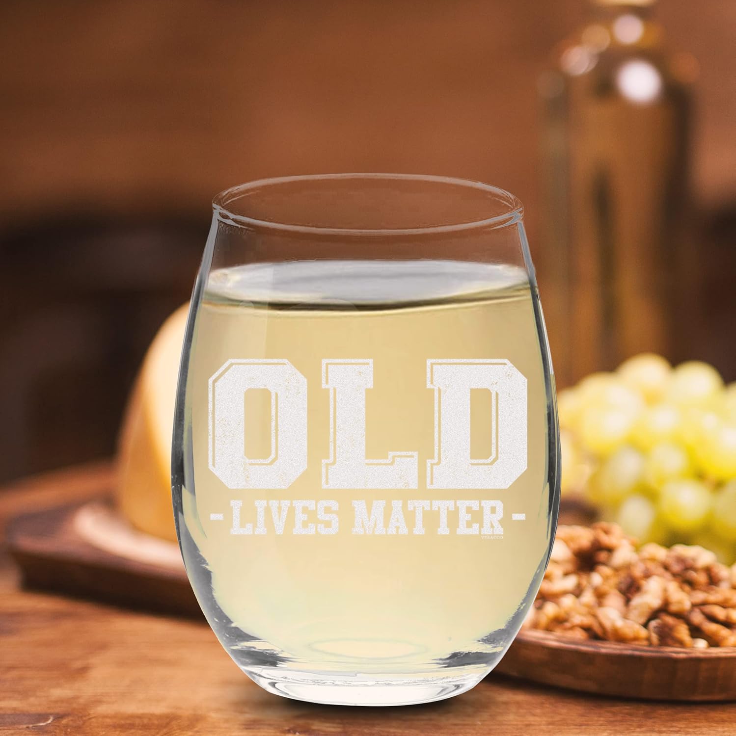 Old Lives Matter – Regalo divertido de cumpleaños, regalos de despedida de soltero, copa de vino sin tallo (transparente, vidrio)