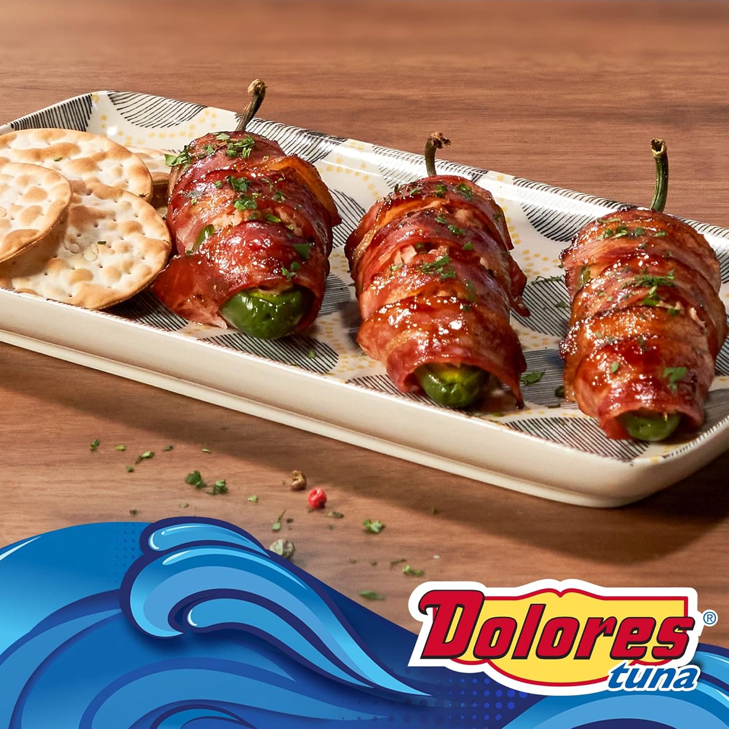 Dolores Atún en trozos de atún claro de aleta amarilla con pimientos jalapeños, atún enlatado de 5 onzas, paquete de 1