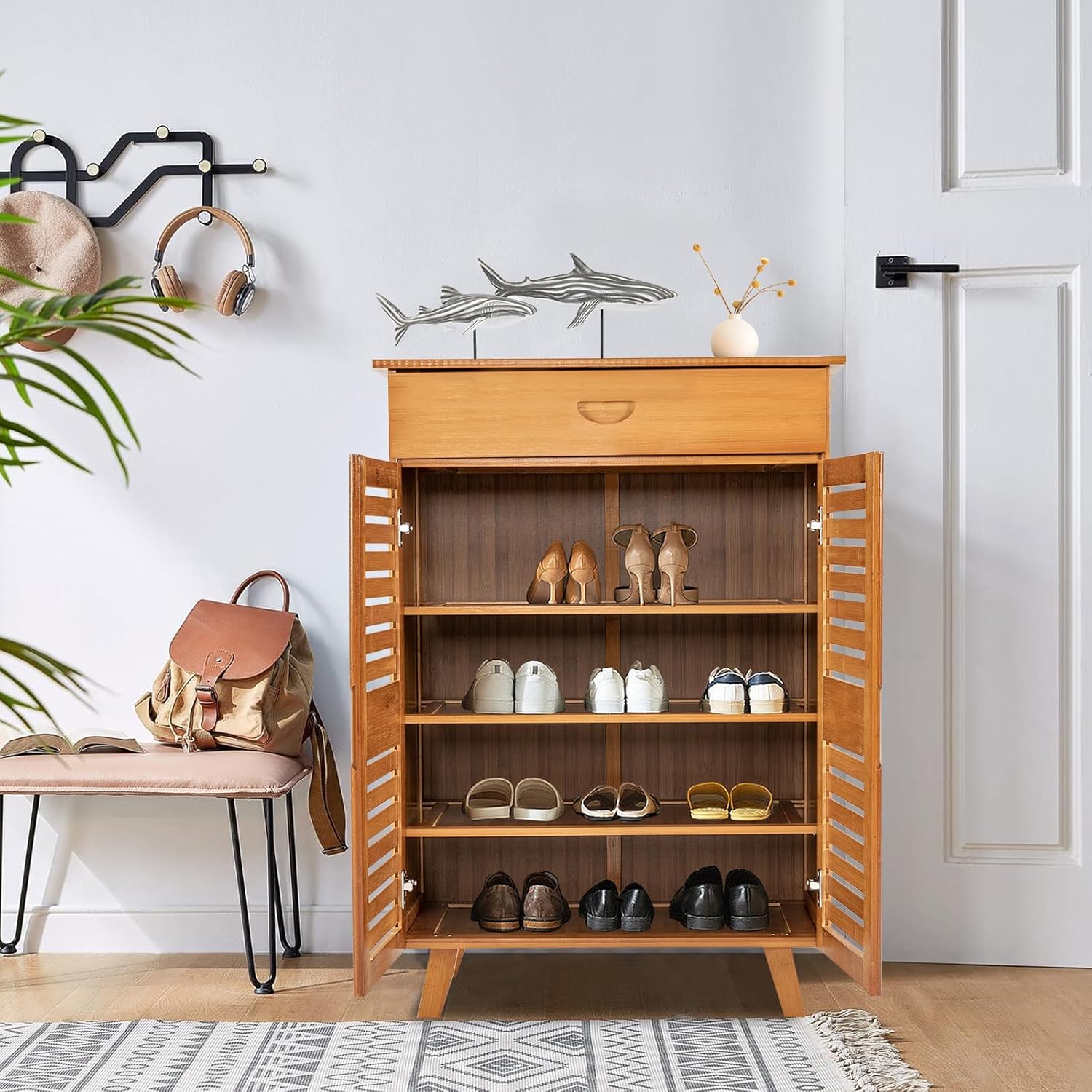 Gdrasuya10 Gabinete de zapatos de bambú para entrada, organizador de zapatos de 5 niveles con puertas, estantes de zapatos medianos de pie libre