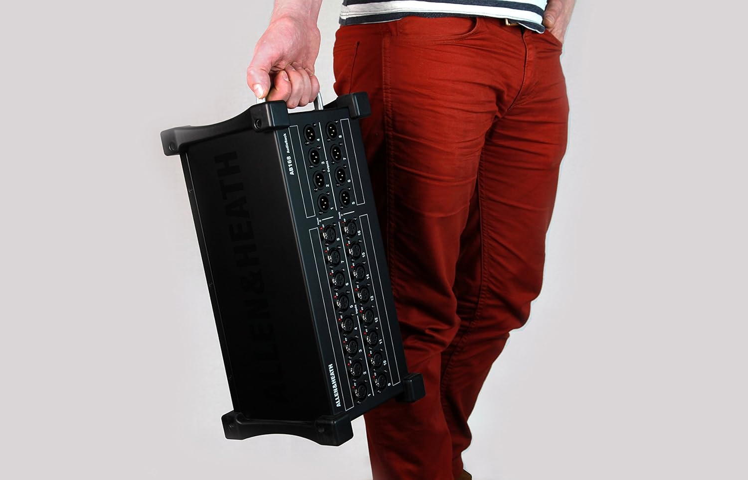 Allen & Heath AB168 Rack de audio remotocaja de escenario portátil para GLD y serie Qu, 16 entradas XLR, 8 salidas XLR (AH-AB-168)