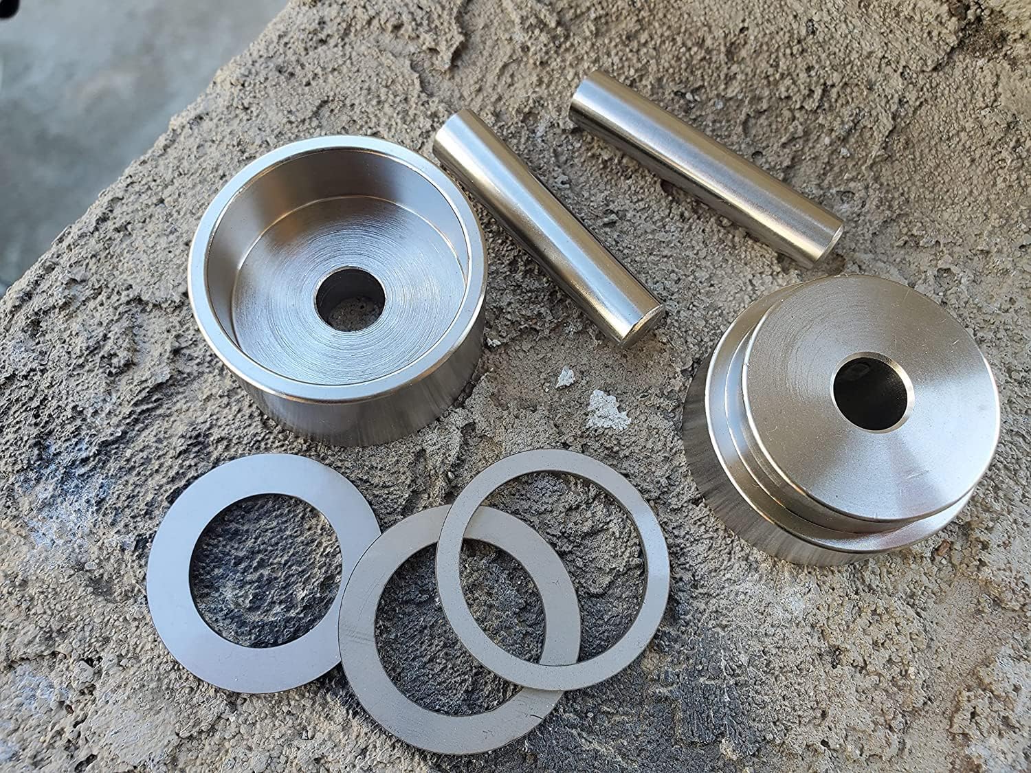 USAReplacementparts Punzón central de herramientas de anillo de monedas de 716 pulgadas, perfora un agujero de 716 pulgadas en 4 monedas de dólar