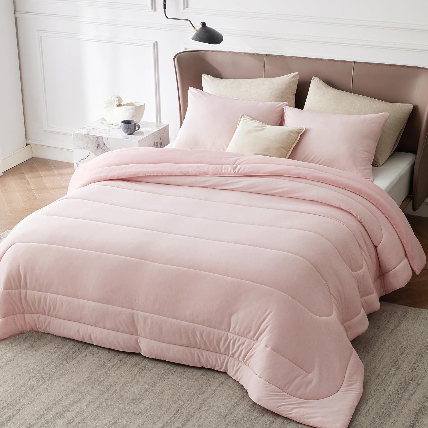 Bedsure Juego de edredón King  Juego de cama refrescante y cálido, edredón reversible rosa para todas las estaciones, 3 piezas, 1 edredón tamaño