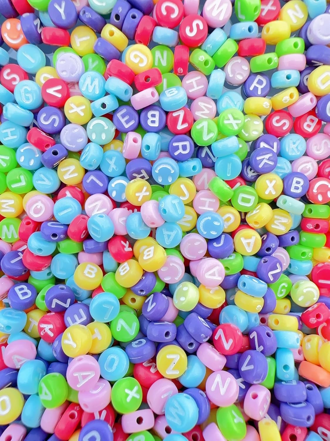 1000 cuentas de letras del alfabeto de 0.157 x 0.276 pulgadas, cuentas redondas de letras acrílicas, coloridas para hacer joyas, pulseras (luz)