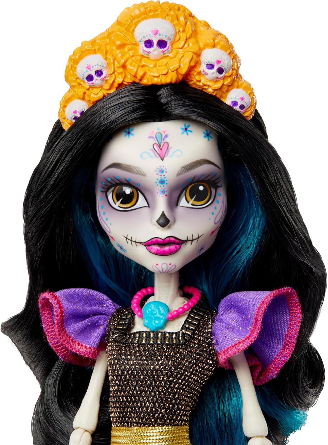 Monster High Muñeca Skelita Calaveras Dia De Muertos coleccionable con detalles tradicionales de calavera de azúcar y caléndula
