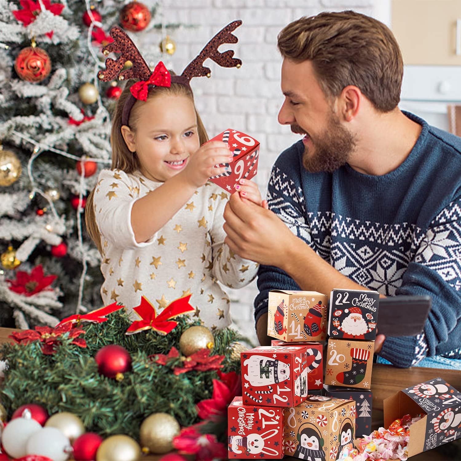 LOKIPA Cajas de calendario de Adviento de Navidad, cajas de regalo de cuenta regresiva de papel kraft de 24 días para niños y familia
