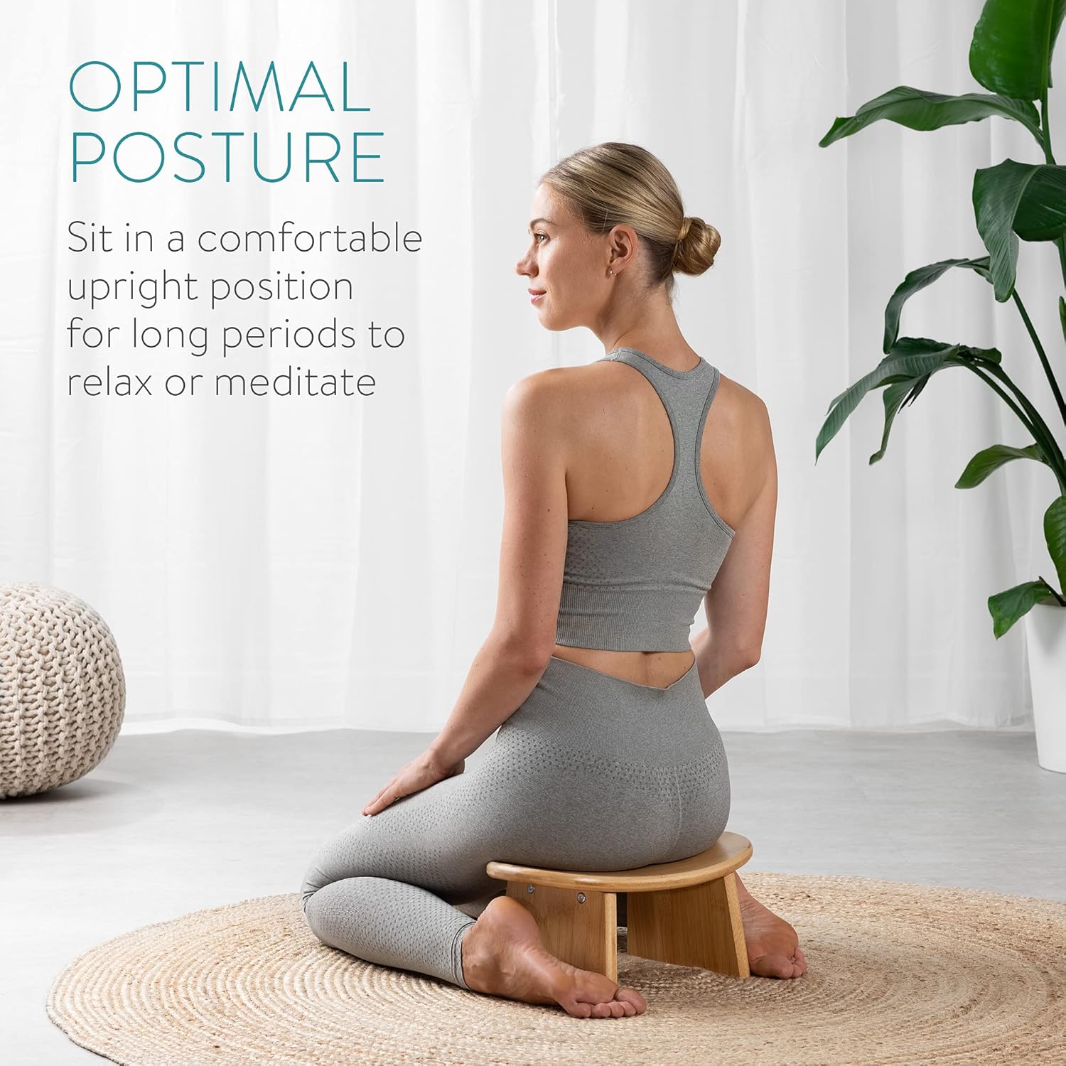 Navaris Bamboo Meditation Stool – Bench for Meditating, Yoga, Practice – Angled Ergonomic Seat with Round Edges for Comfortable Postures – Light