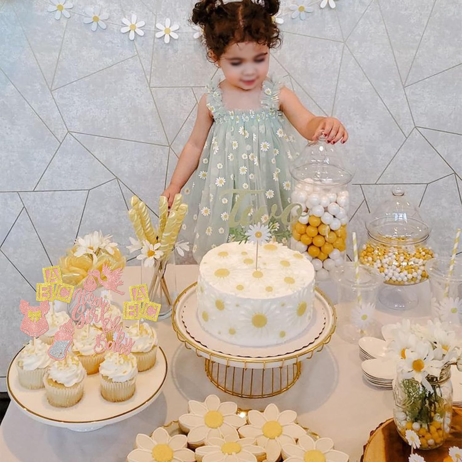 30 piezas de decoración de cupcakes para baby shower, vestido con lazo con purpurina, biberón para cupcakes “It’s a Girl”, decoración de pasteles