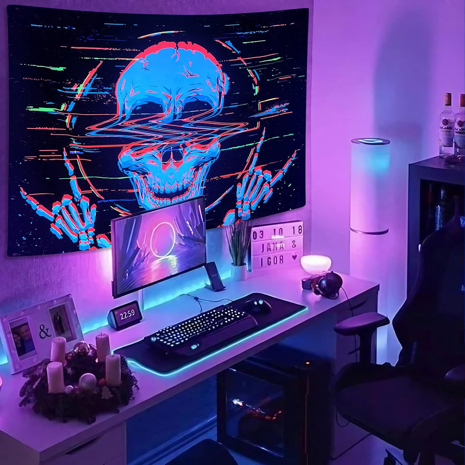 Faxdong Tapiz de calavera con luz negra, tapiz de esqueleto hippie reactivo a los rayos UV, tapiz de roca y rollo para decoración de dormitorio, 36