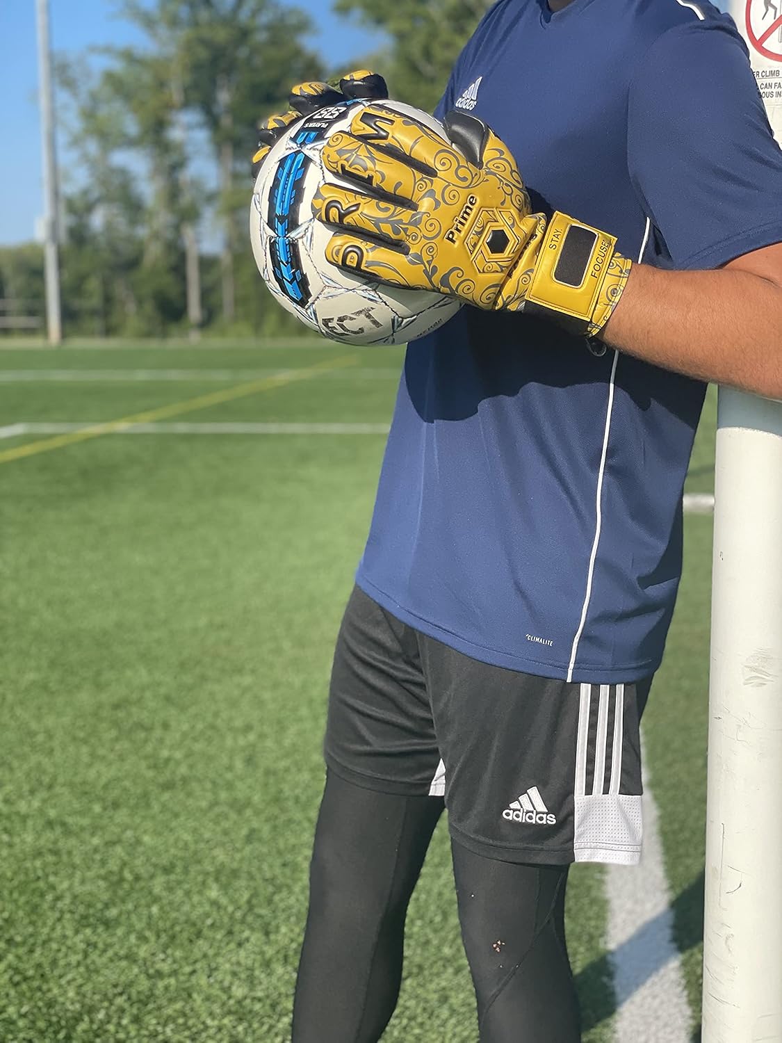 Prime Focus Goalkeeping Pivot Gold – Guantes de portero para jóvenes y fútbol para adultos (tallas 6-10), guantes de portero de calidad profesional,