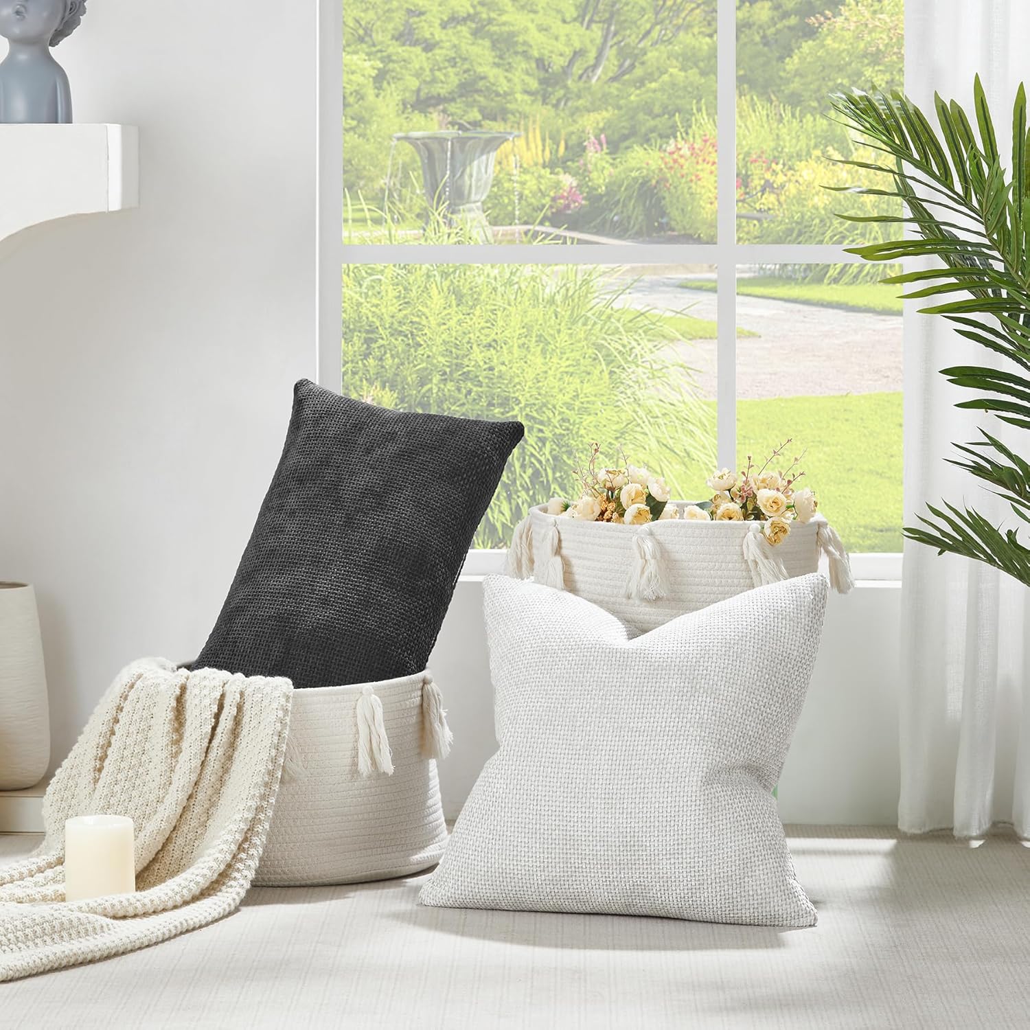WLNUI Juego de 2 fundas de almohada lumbares negras de 12 x 20 pulgadas, lujosas fundas de almohada de felpilla decorativas rectangulares oblongas