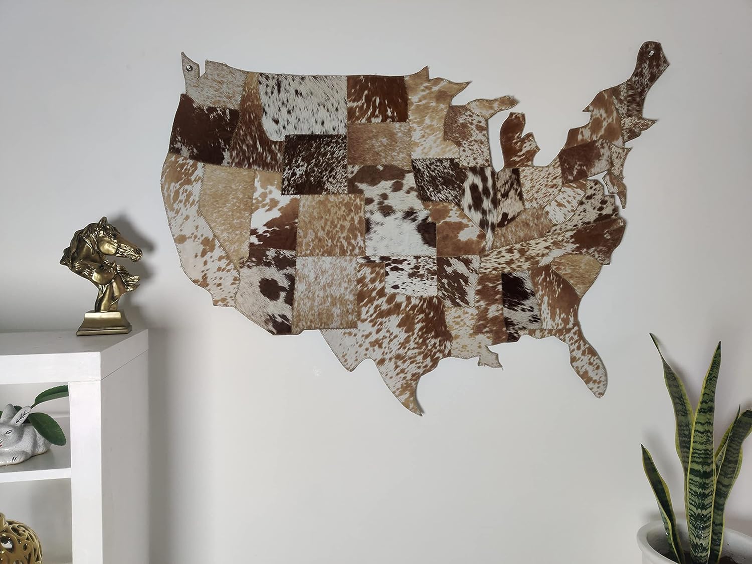 LOOMINAIRE Glory – Mapa de cuero de vaca hecho a mano para colgar en la pared de su hogar y oficina, tamaño grande 4’x3′
