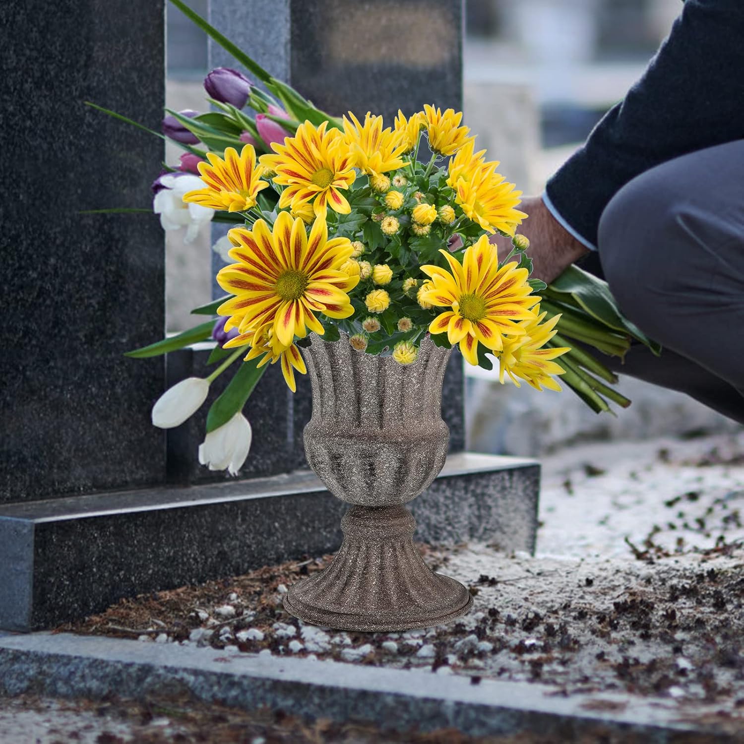 INOOMP 2 macetas conmemorativas de cementerio para plantas al aire libre, jarrones vintage para centros de mesa, jarrones de tumbas para soporte de