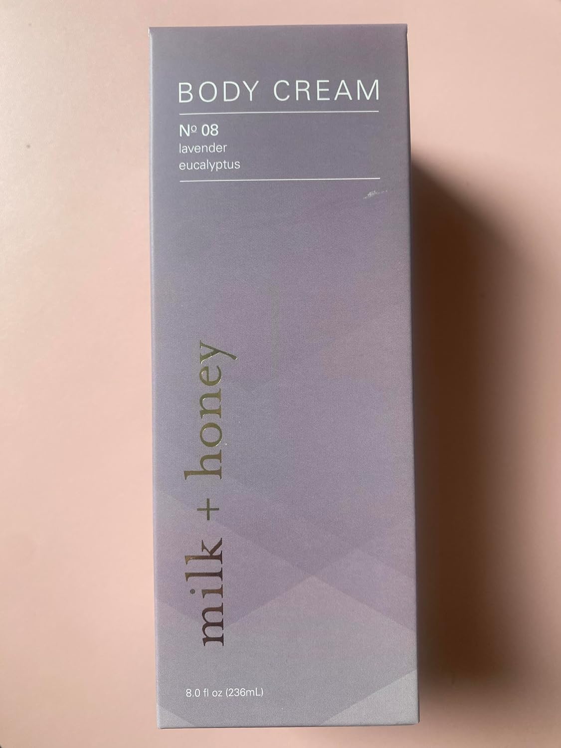 milk + honey Rich Body Cream No. 8, con lavanda y crema corporal de eucalipto para mujeres y hombres, loción hidratante ultra nutritiva, 8 onzas.
