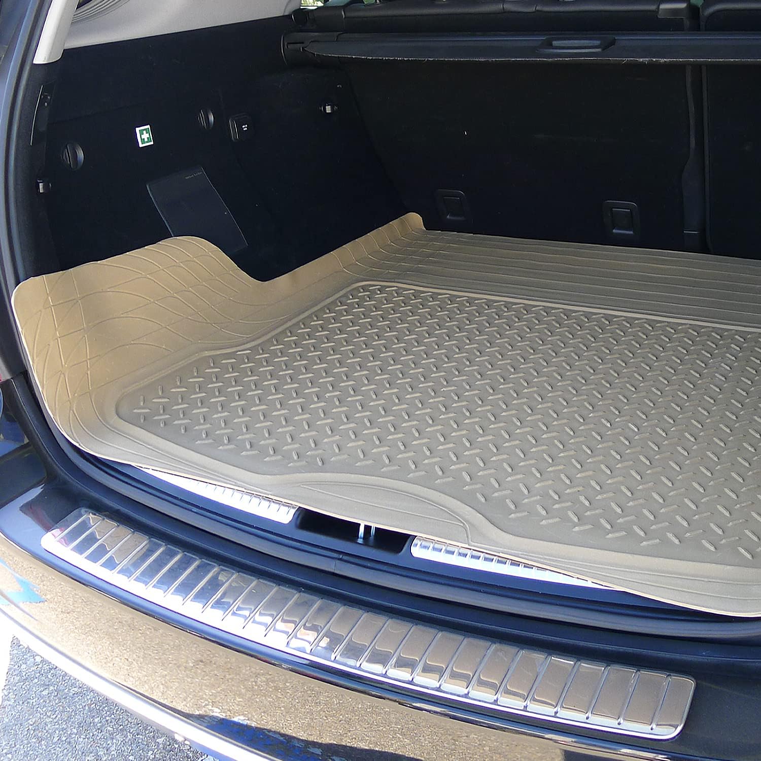 Spec-D Tuning Alfombrillas de goma 3D de ajuste universal, 4 piezas, color beige, resistentes para todo tipo de clima, delanteras, traseras +