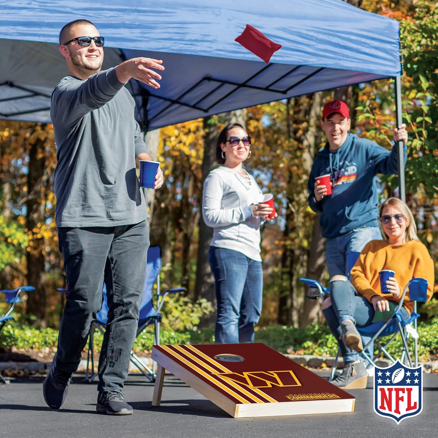 Wild Sports NFL Juego de cornhole de madera maciza de 2 x 3 pies con impresión directa HD del equipo, gran regalo para cualquier fanático del