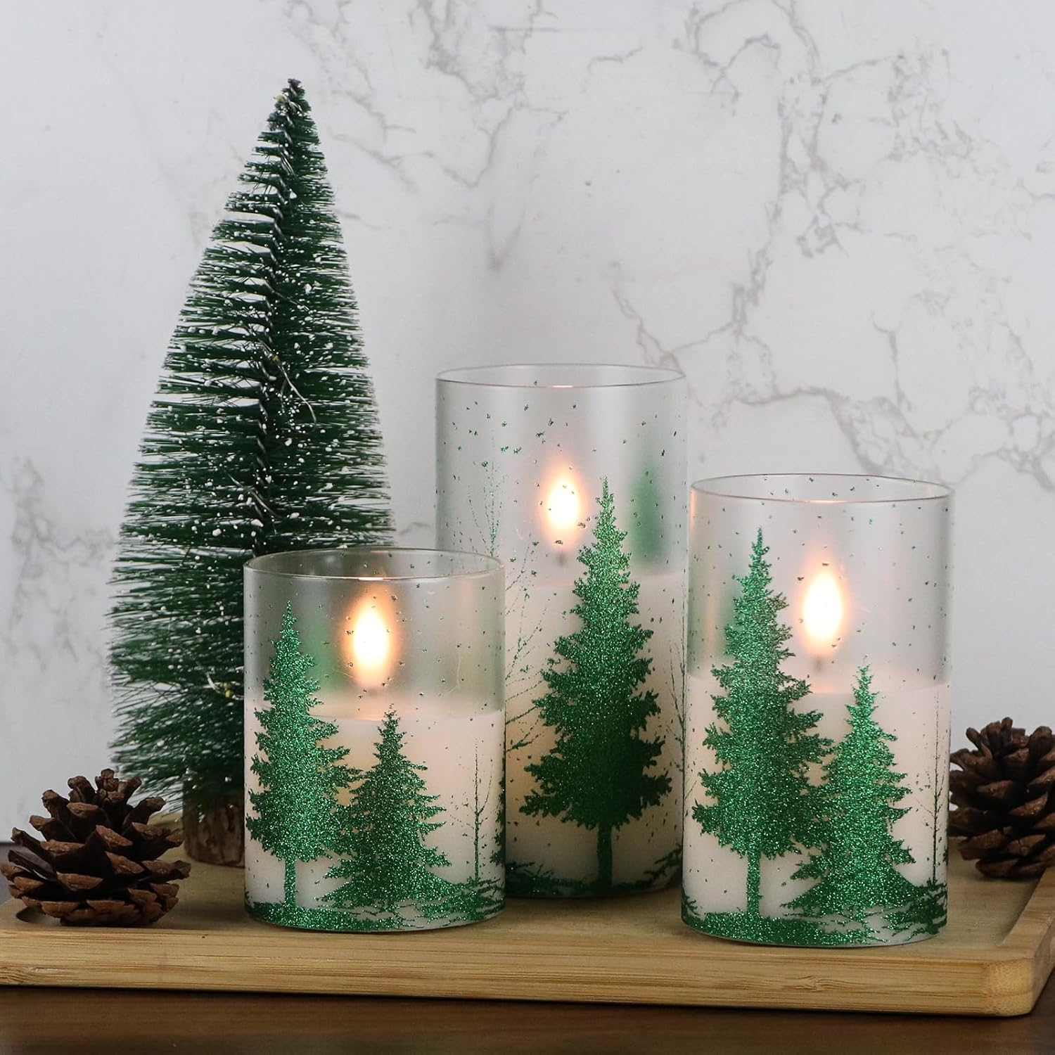 DRomance Velas de cristal sin llama de árbol de Navidad con temporizador remoto, funciona con pilas, cera real, mecha 3D, luces LED parpadeantes,
