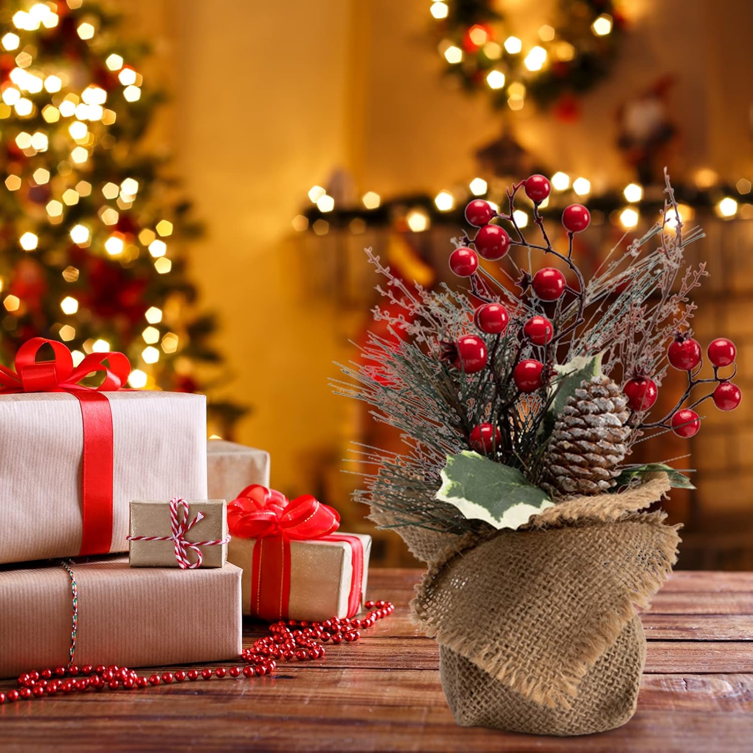 LOHASBEE Mini árbol de Navidad, 2 paquetes de 10 pulgadas, pequeño árbol de Navidad portátil con bayas rojas para regalo para niños, oficina, mesa y