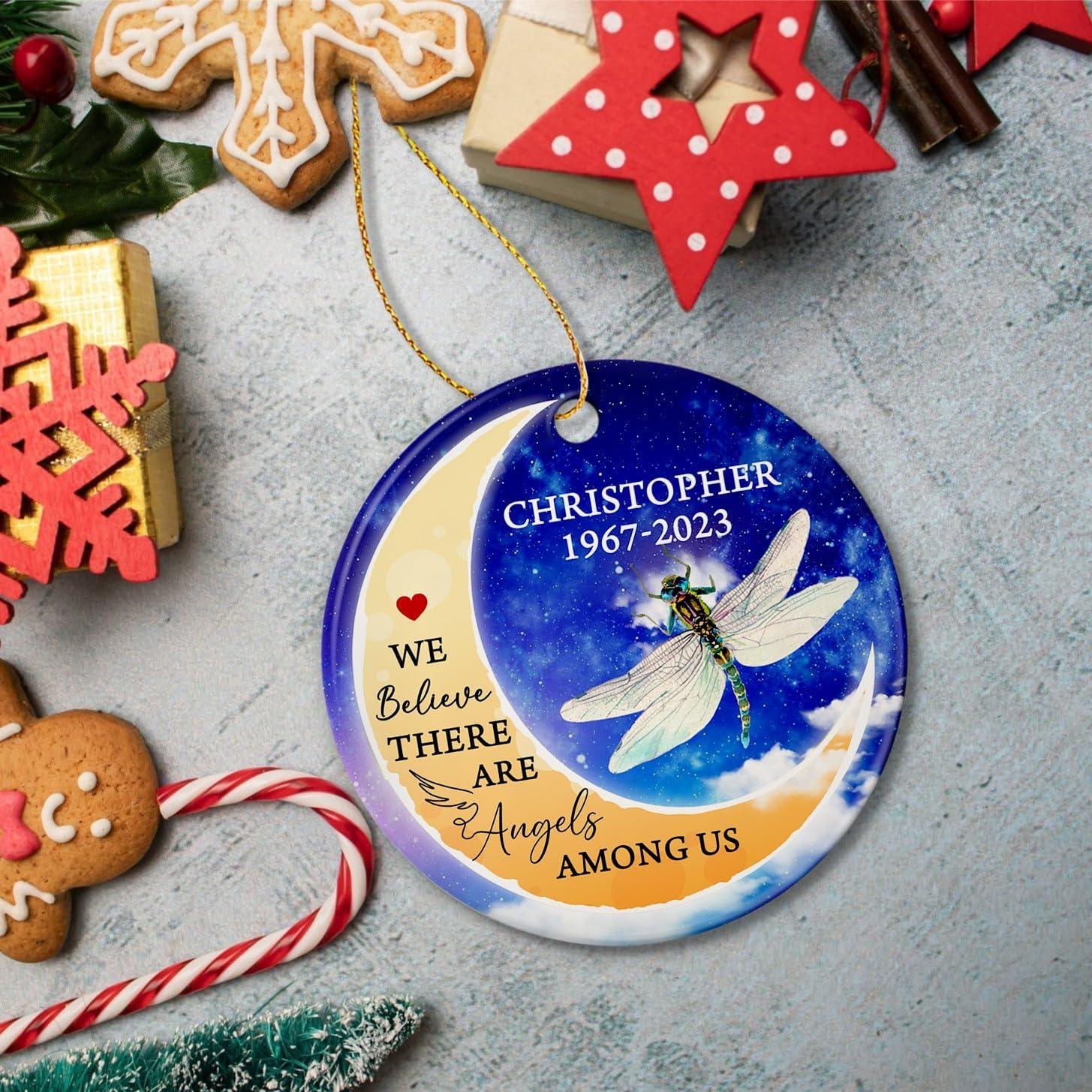 Adornos de Navidad de cerámica conmemorativos personalizados, We Believe There are Angels Among Us, libélula conmemorativa, recuerdo de
