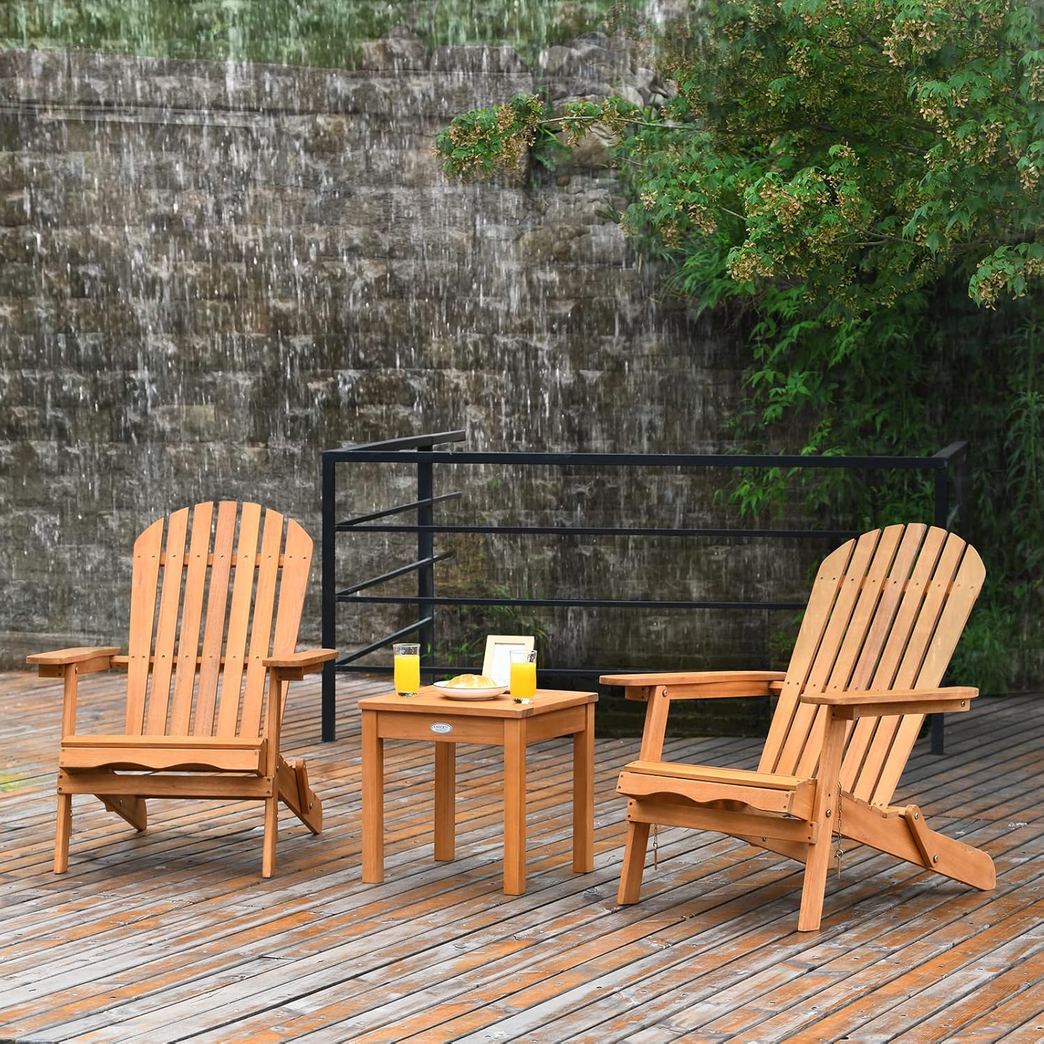 Giantex Adirondack – Juego de sillas plegables de madera de 3 piezas con reposabrazos ampliados, marco de eucalipto y mesa auxiliar para exteriores