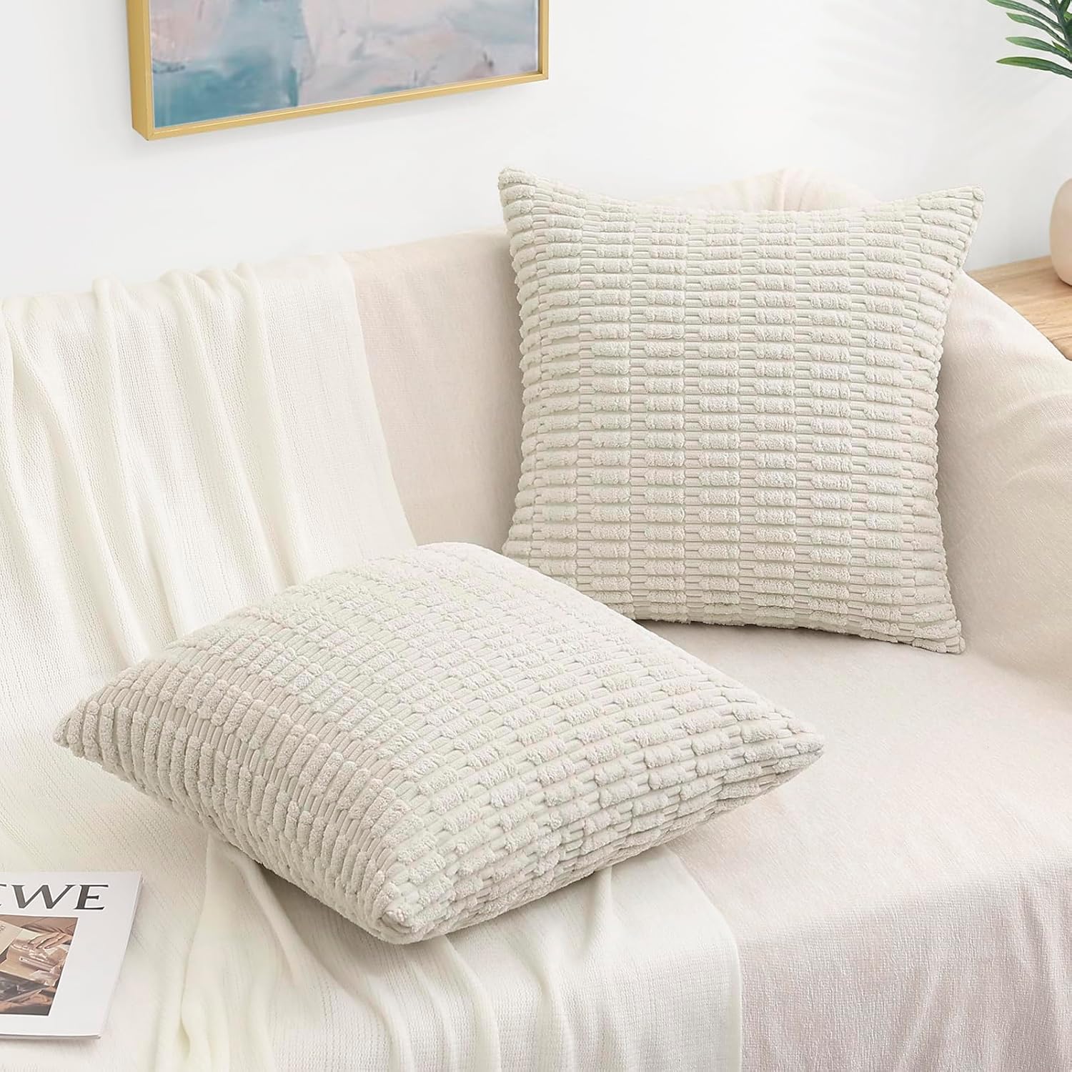 decorUhome Juego de 2 fundas de almohada decorativas de color blanco crema de 24 x 24 pulgadas, fundas de almohada cuadradas de pana suave a rayas