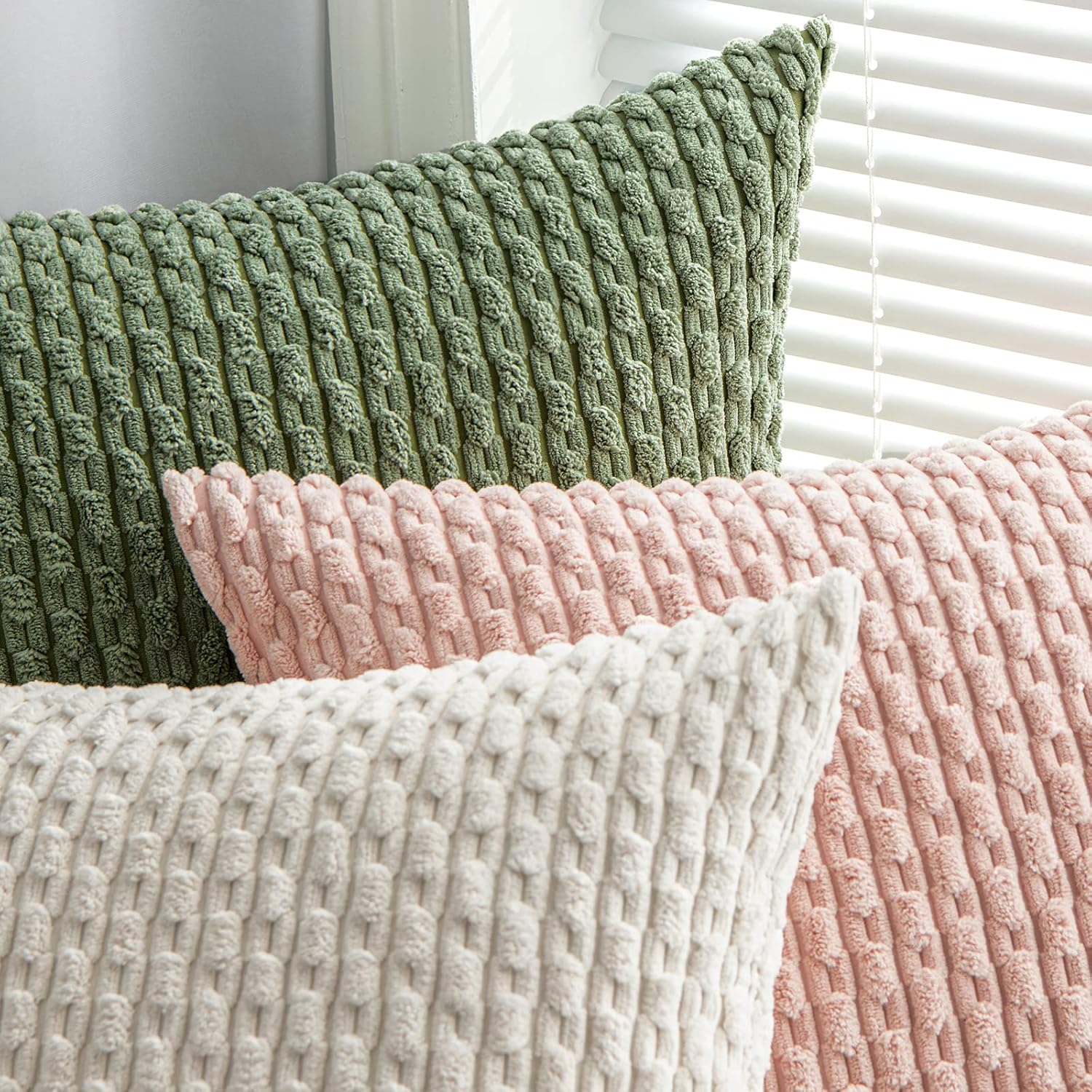 Paquete de 2 fundas de almohada de pana suave de 18 x 18 pulgadas, color verde salvia para sofá, cama y sofá