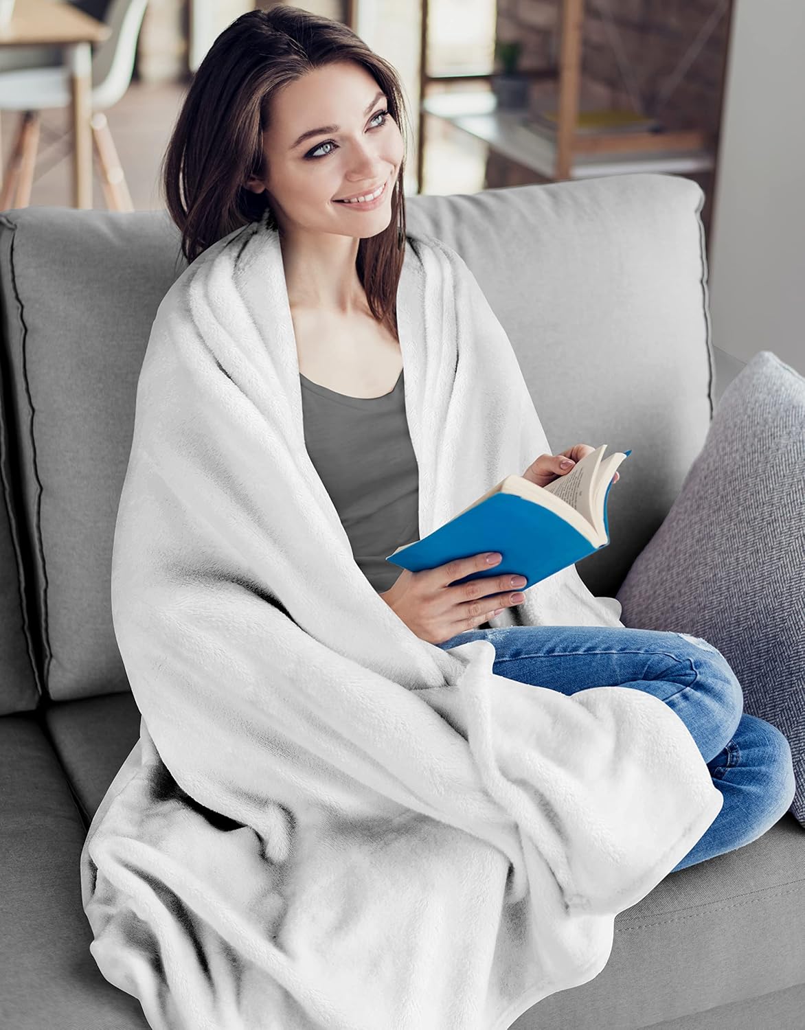 Utopia Bedding Manta de forro polar, tamaño XL, color blanco, 10.58 ozm, manta de lujo para sofá, cama, antiestática, mullida y suave, de microfibra