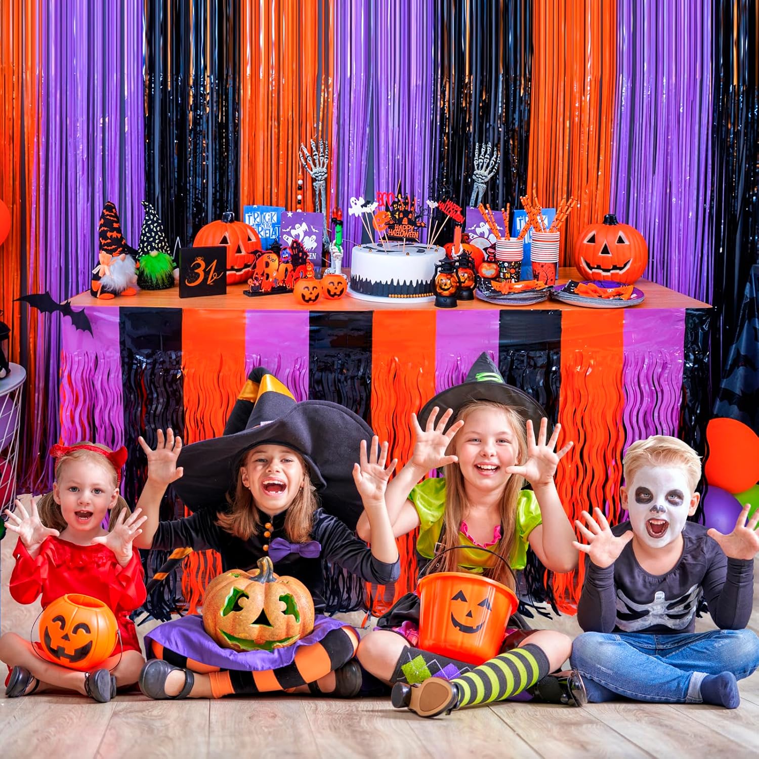 LOLStar Decoraciones de fiesta de Halloween, paquete de 4 faldas de mesa onduladas de oropel metálico con flecos de papel de aluminio para mesa