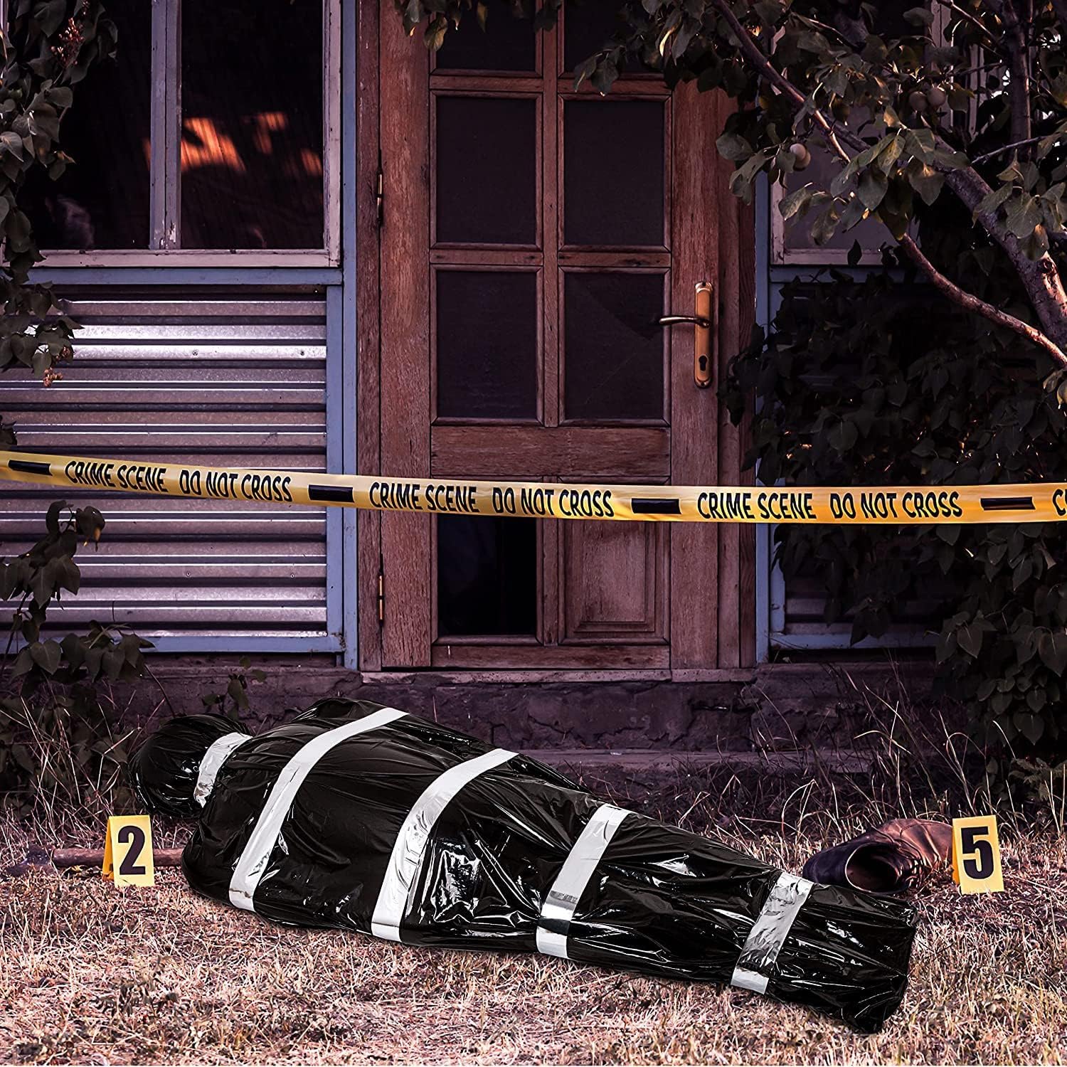Decoraciones de Halloween para víctimas de muerte al aire libre, bolsas de terror falso, accesorios para interiores y exteriores, decoración