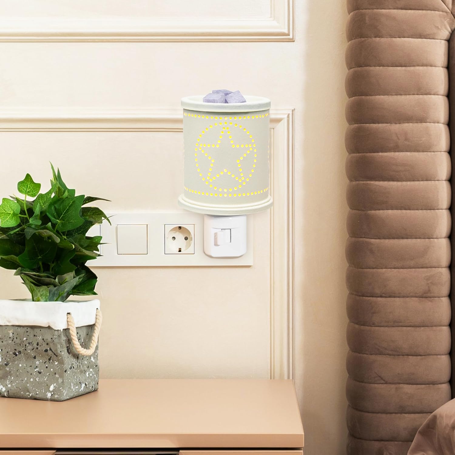 CVHOMEDECO. Calentador eléctrico de cera derretida de pared, estrellas perforadas, calentador de tarta de metal, calentador de velas decorativas