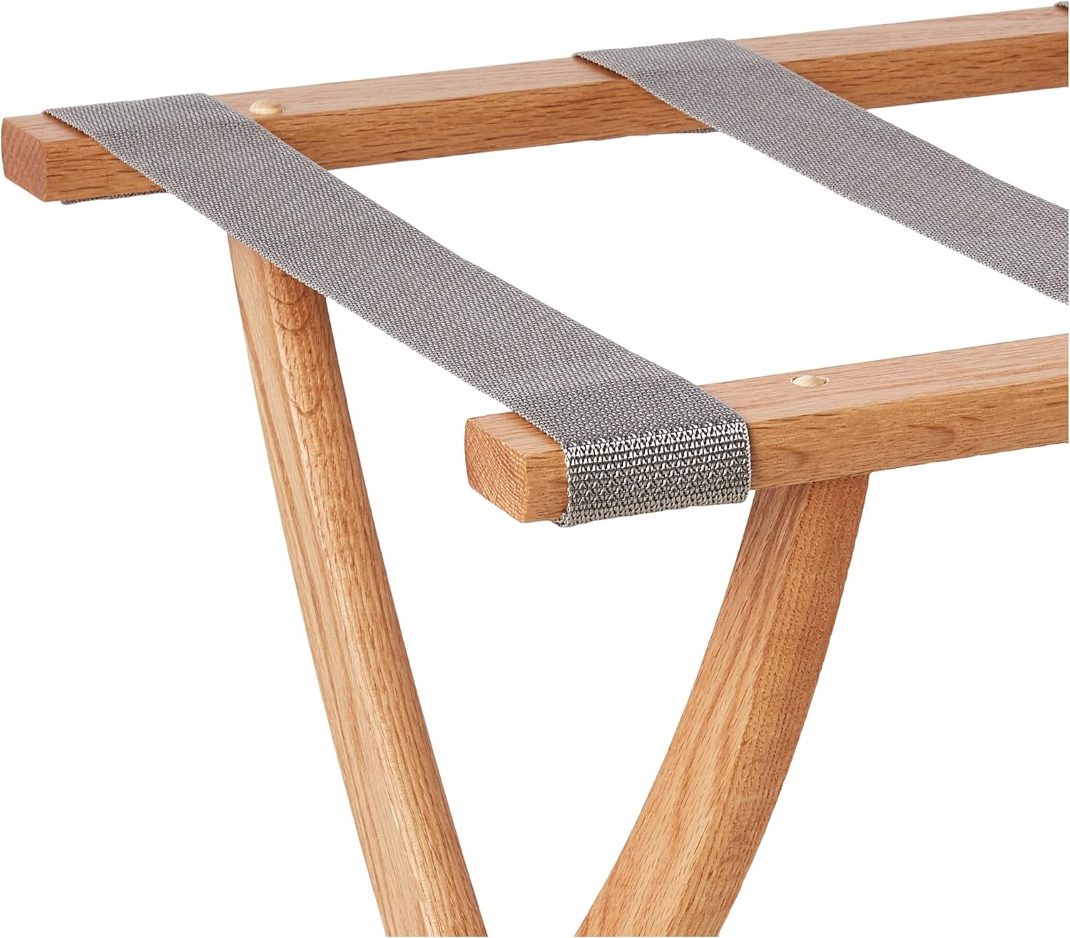Wooden Mallet Portaequipajes con patas curvas, roble claro