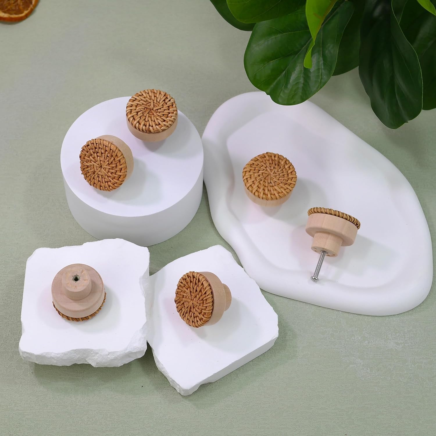 ETIUC 12 pomos de ratán para cajones, pomos bohemios de madera hechos a mano, perillas de madera para cajones, herrajes de mimbre tejido bohemio