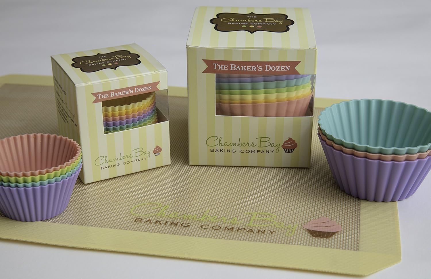 Tazas de silicona para hornear, 13 forros antiadherentes reutilizables para cupcakesmoldes para magdalenas de primera calidad, soportes para