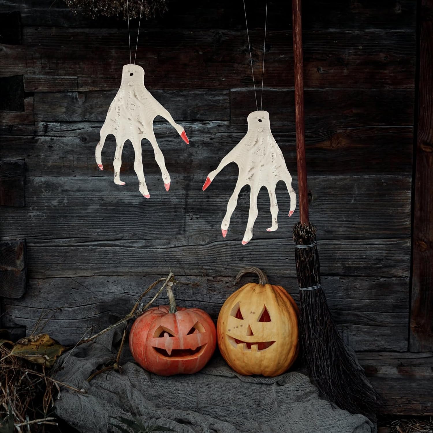 Manos de esqueleto de bruja de Halloween, manos de esqueleto aterradoras de plástico realistas con uñas rojas, mano de bruja falsa para fiesta de