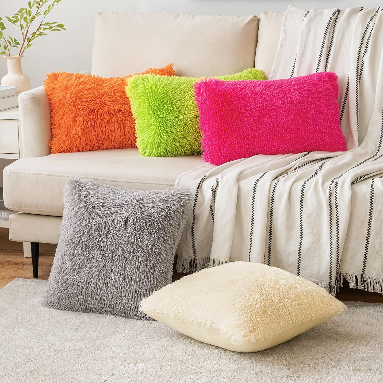 Woaboy Paquete de 2 fundas de almohada de piel sintética de lujo, decorativas, suaves y esponjosas, fundas de cojín cuadradas para sala de estar,