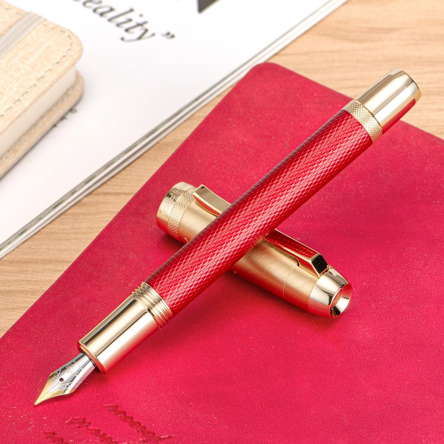 Jinhao 92 Pluma estilográfica roja de punta media, metal sólido con convertidor de escritura lisa pluma de caligrafía