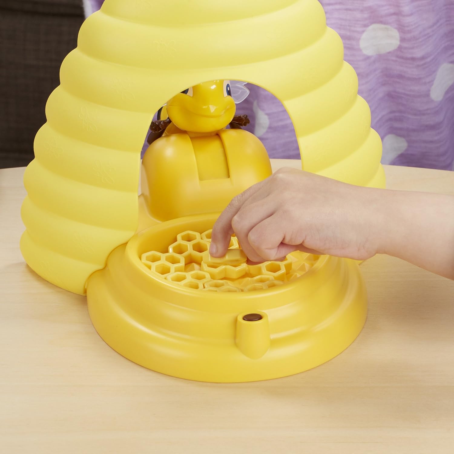 Hasbro Gaming Beehive Surprise Juego de mesa