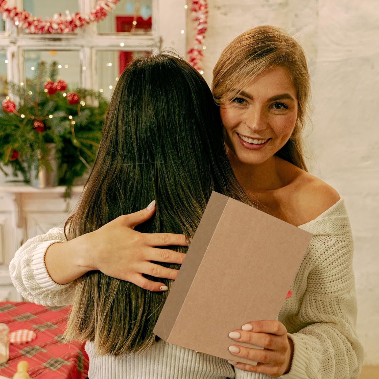 joyhalo Paquete de 24 cajas de regalo con tapas para regalos, cajas de regalo de Navidad de papel kraft de varios tamaños a granel para ropa,