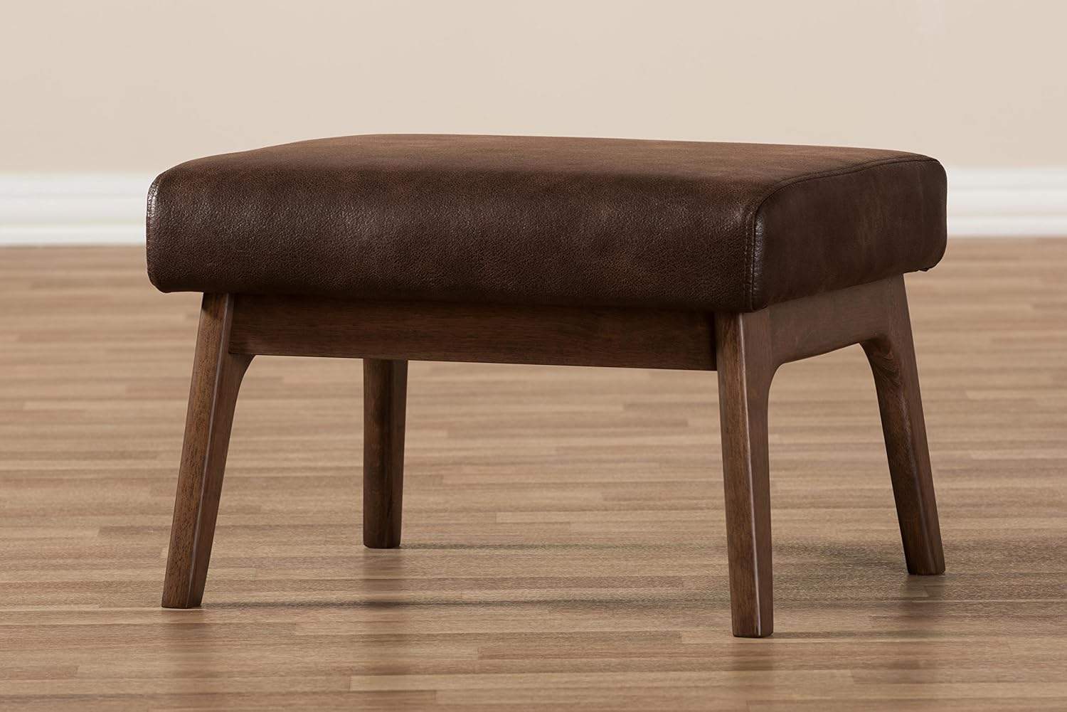Baxton Studio Birk Mid-Century – Otomana moderna de piel sintética envejecida de madera de nogal, color marrón oscuro