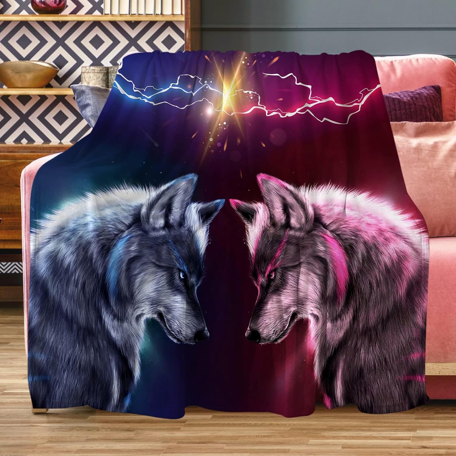 Manta de forro polar de 80 x 60 pulgadas, suave, acogedora y cálida, manta de franela de felpa azul contra rojo, diseño de lobo rayo, para sofá,