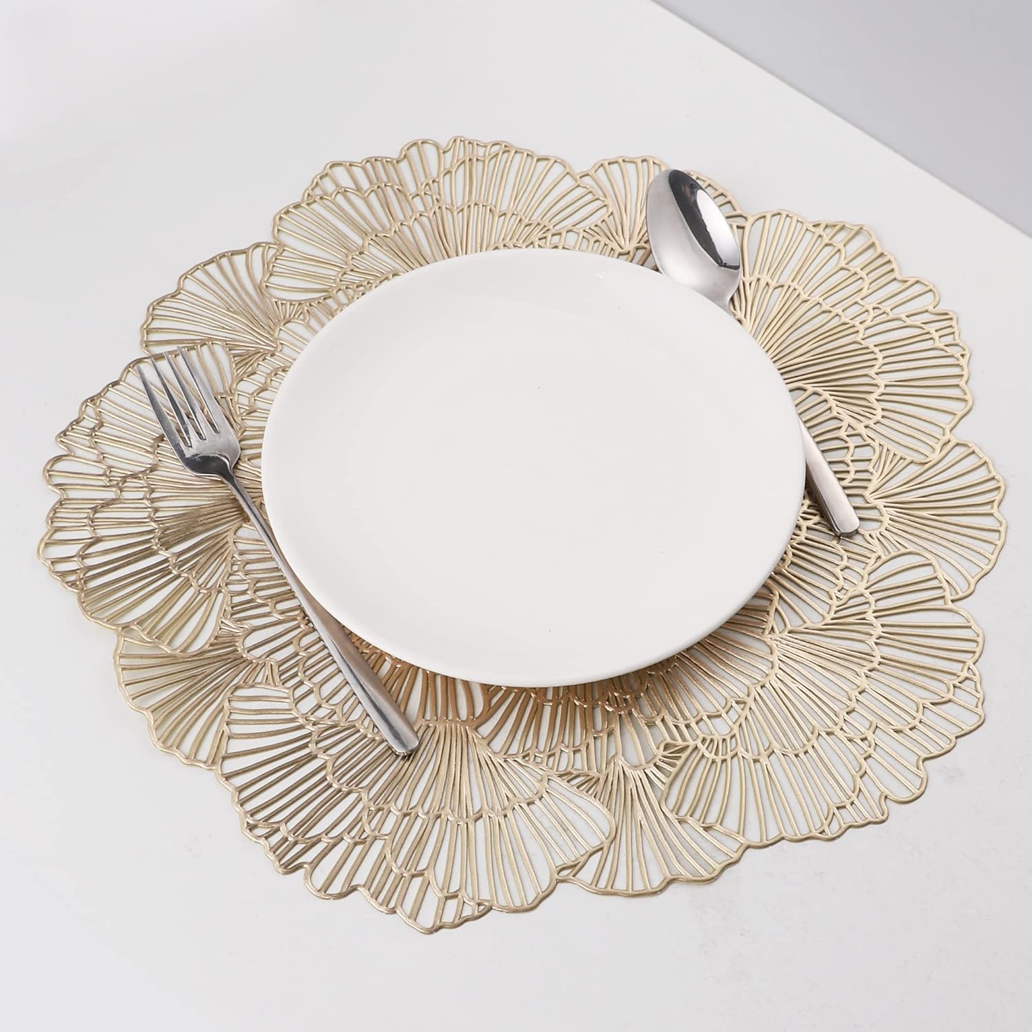 Juego de 12 manteles individuales y posavasos, manteles individuales redondos de vinilo prensado metálicos para mesa de comedor (flor, dorado)